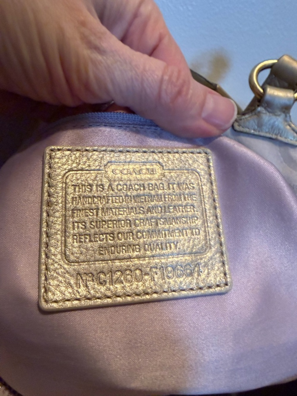 Coach Signature Gallery Tote F19664 Gold - Picture 10 of 11